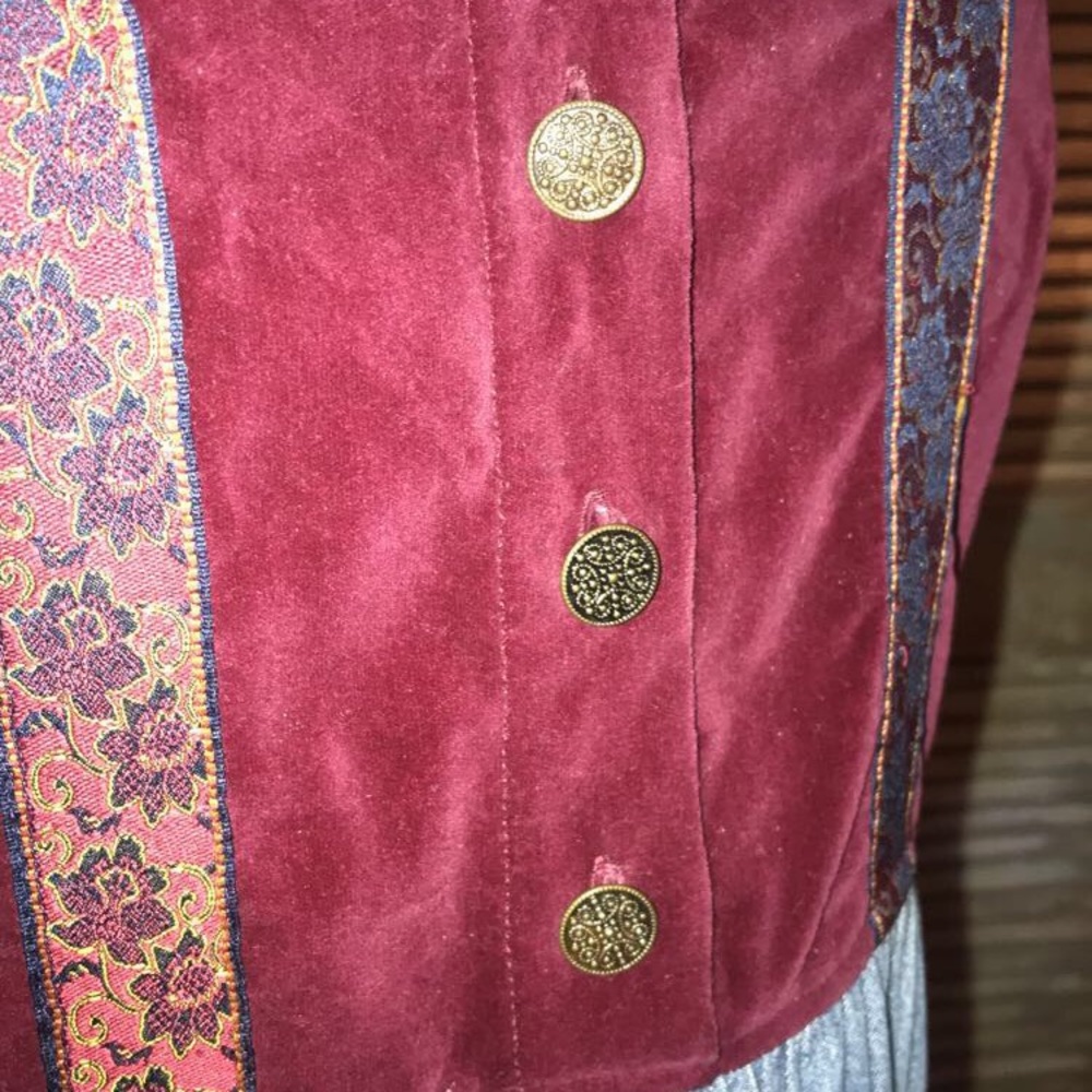 Dress - Picture 3 of 3